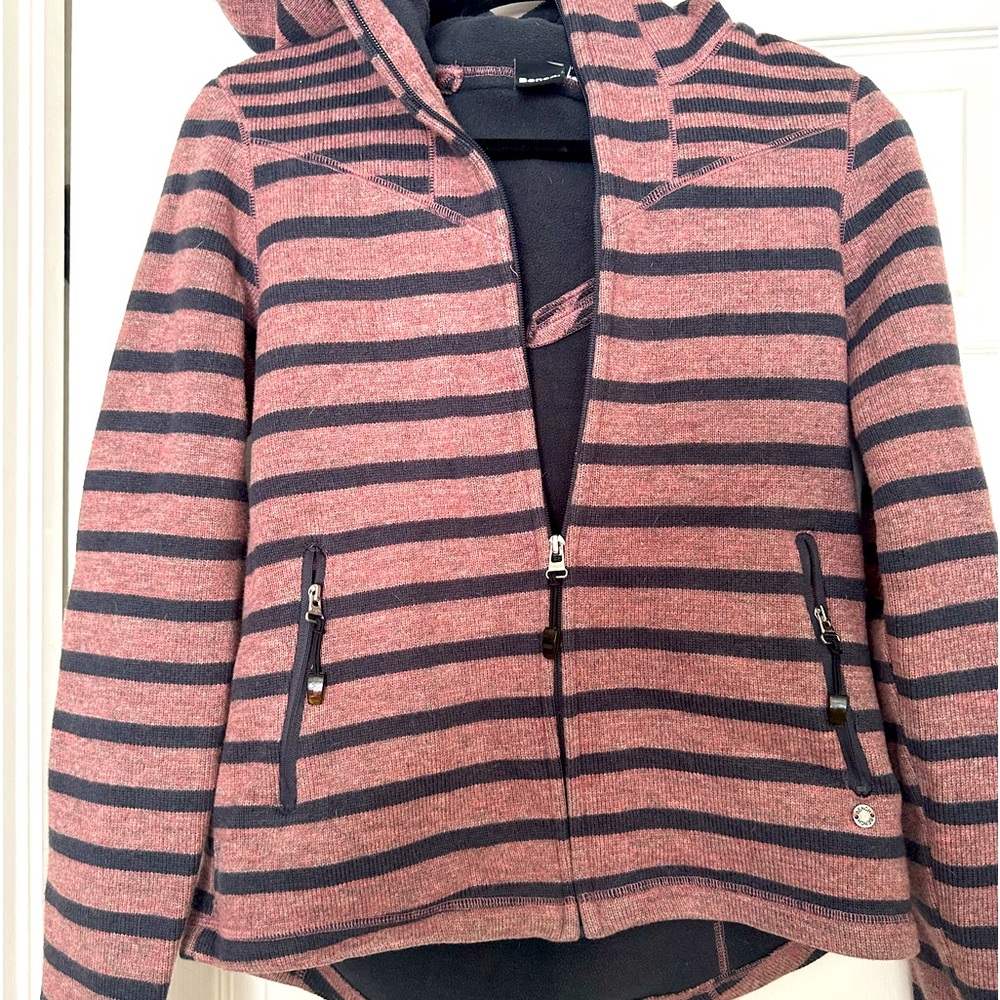 Zip up sweater jacket